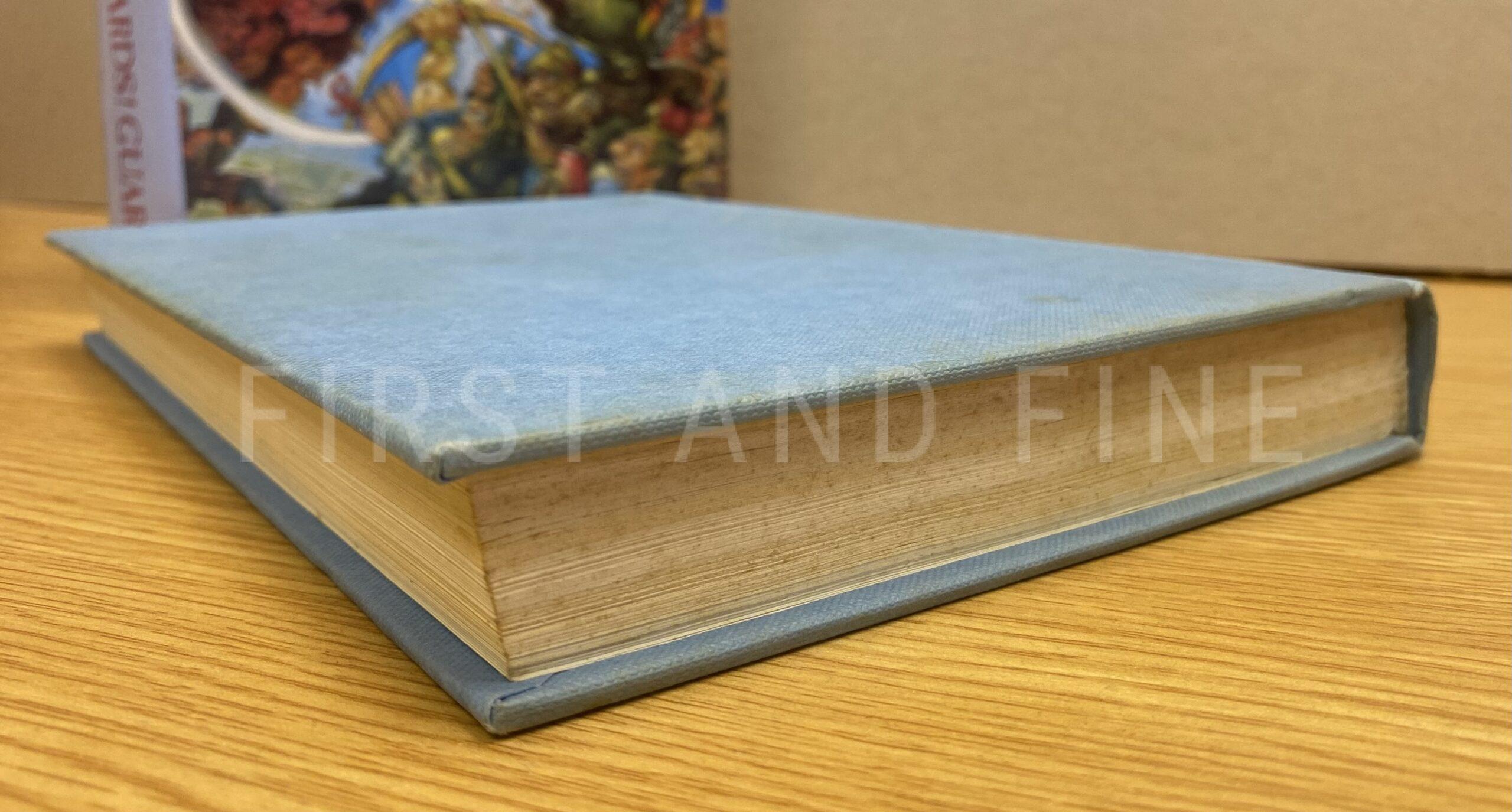 Pratchett, Terry (1989) 'Guards! Guards!', UK signed first edition - Image 8