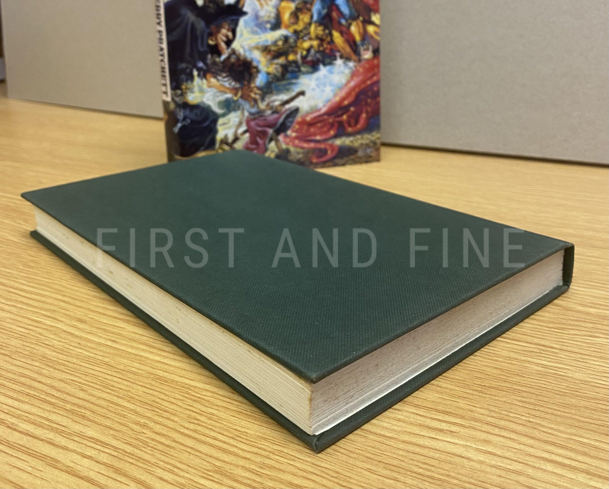 Pratchett, Terry (1987) 'Equal Rites', UK signed first edition - Image 7