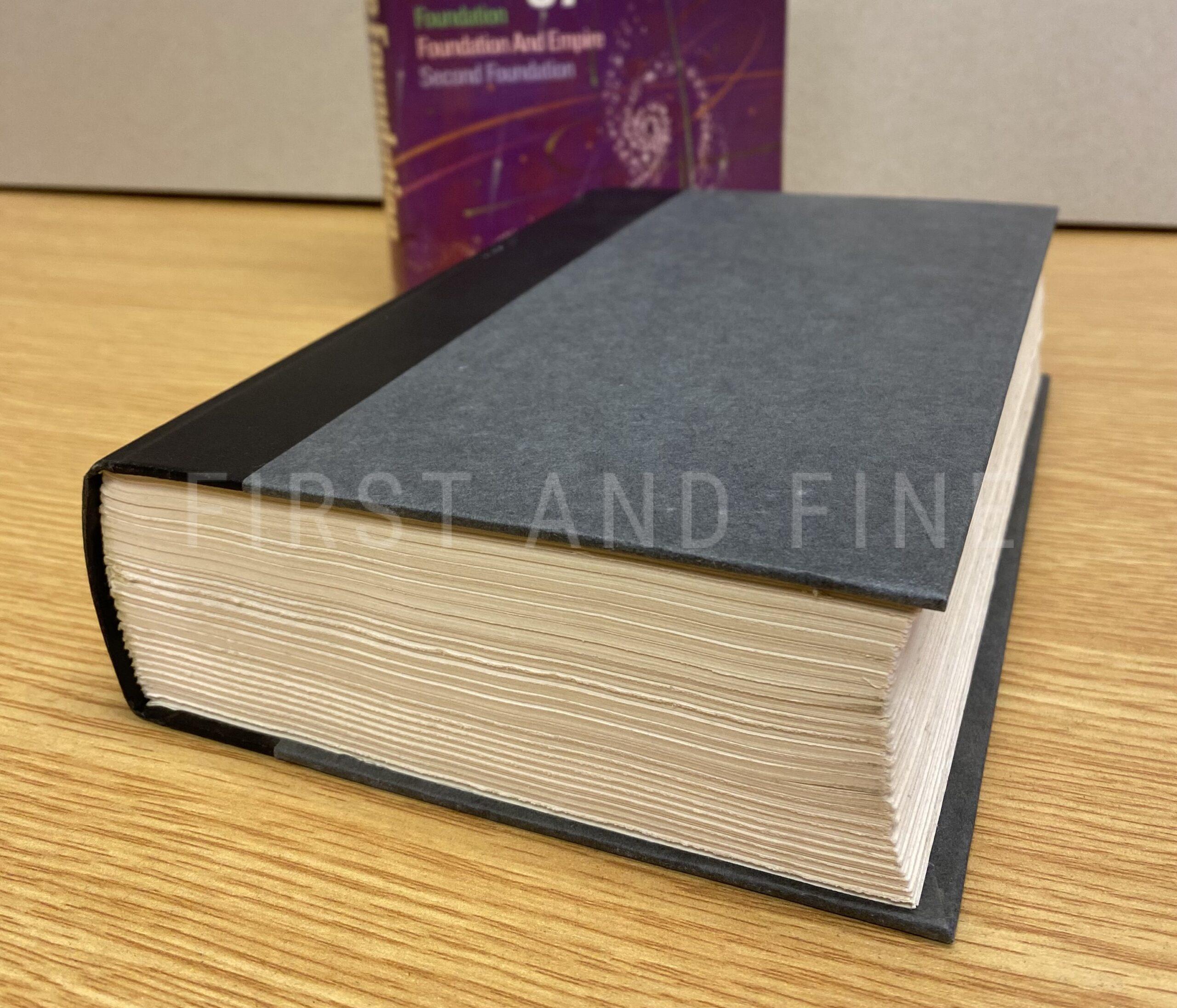 Asimov, Isaac (1982) 'The Foundation Trilogy', US first anthology edition - Image 5